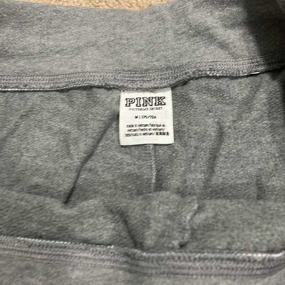 Pink shorts - Picture 3 of 3